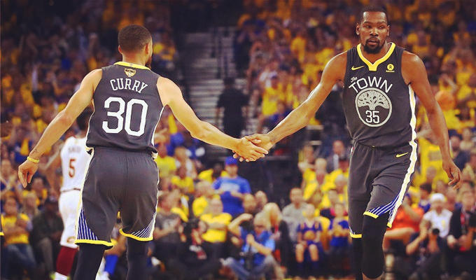 國足力爭全 國足力爭全